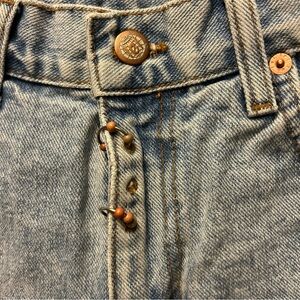 LEI Classic Blue Jeans with Decorative Button Design